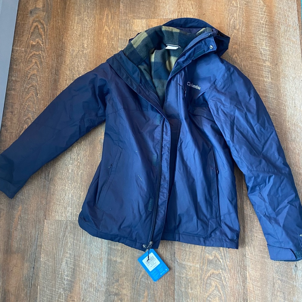 NWT Columbia Men’s Bugaboo 3 in 1 Fleece Interchange Jacket. Size Small.